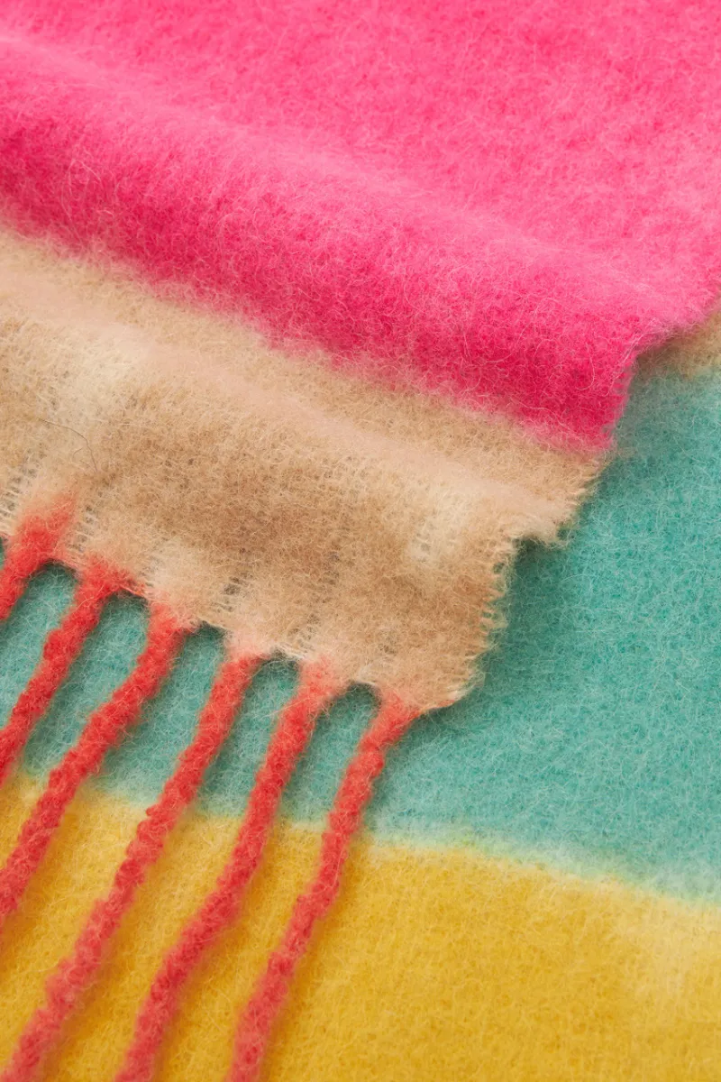 Betty Scarf