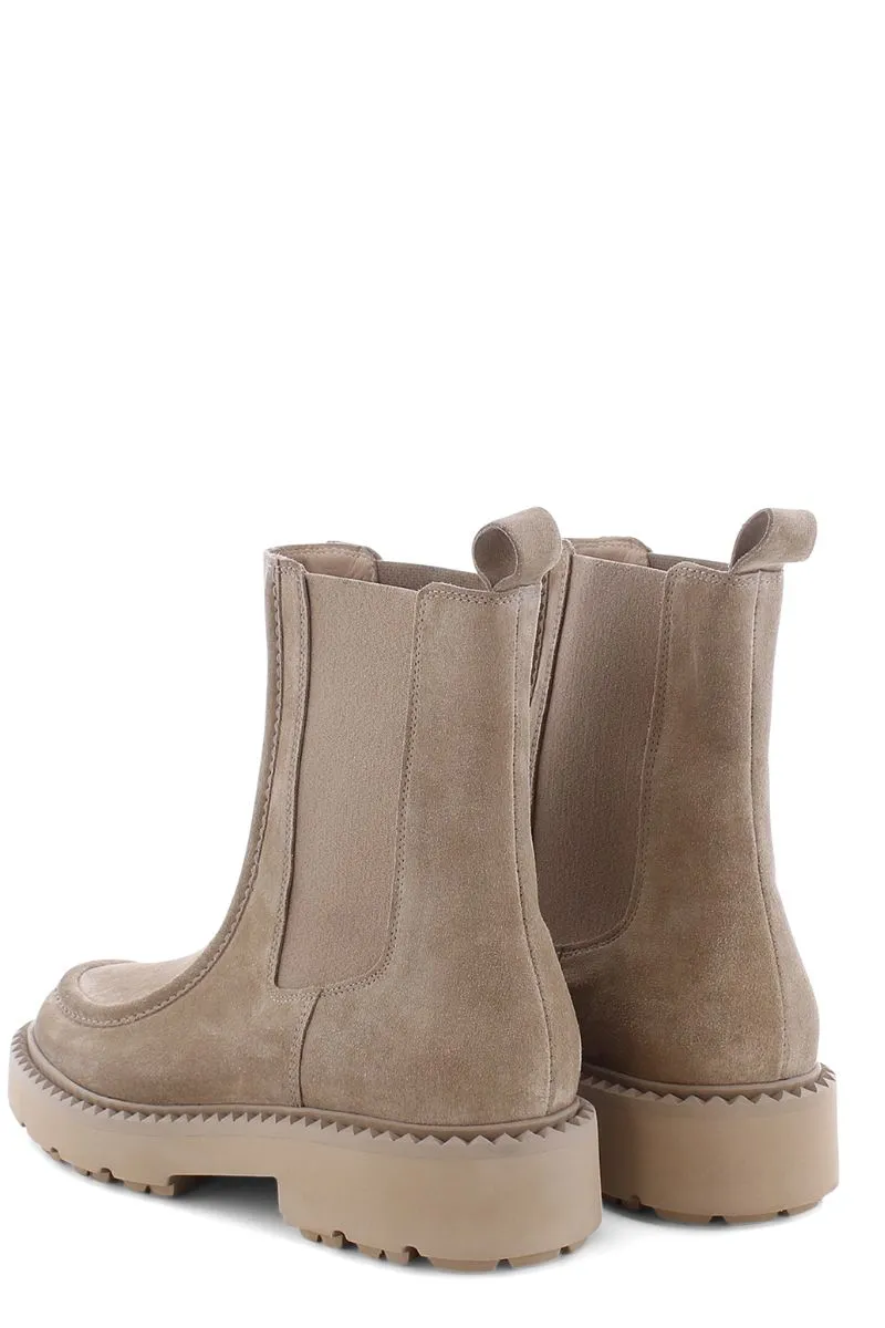 Freda Chelsea Boot