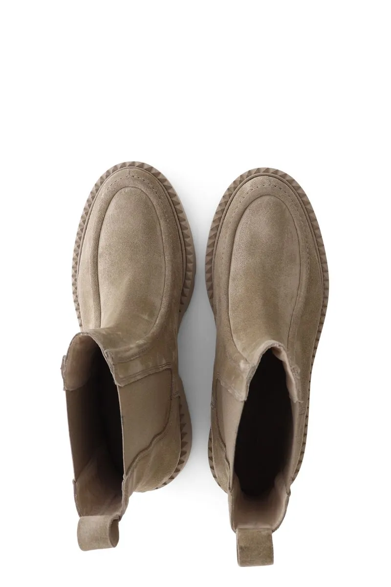Freda Chelsea Boot