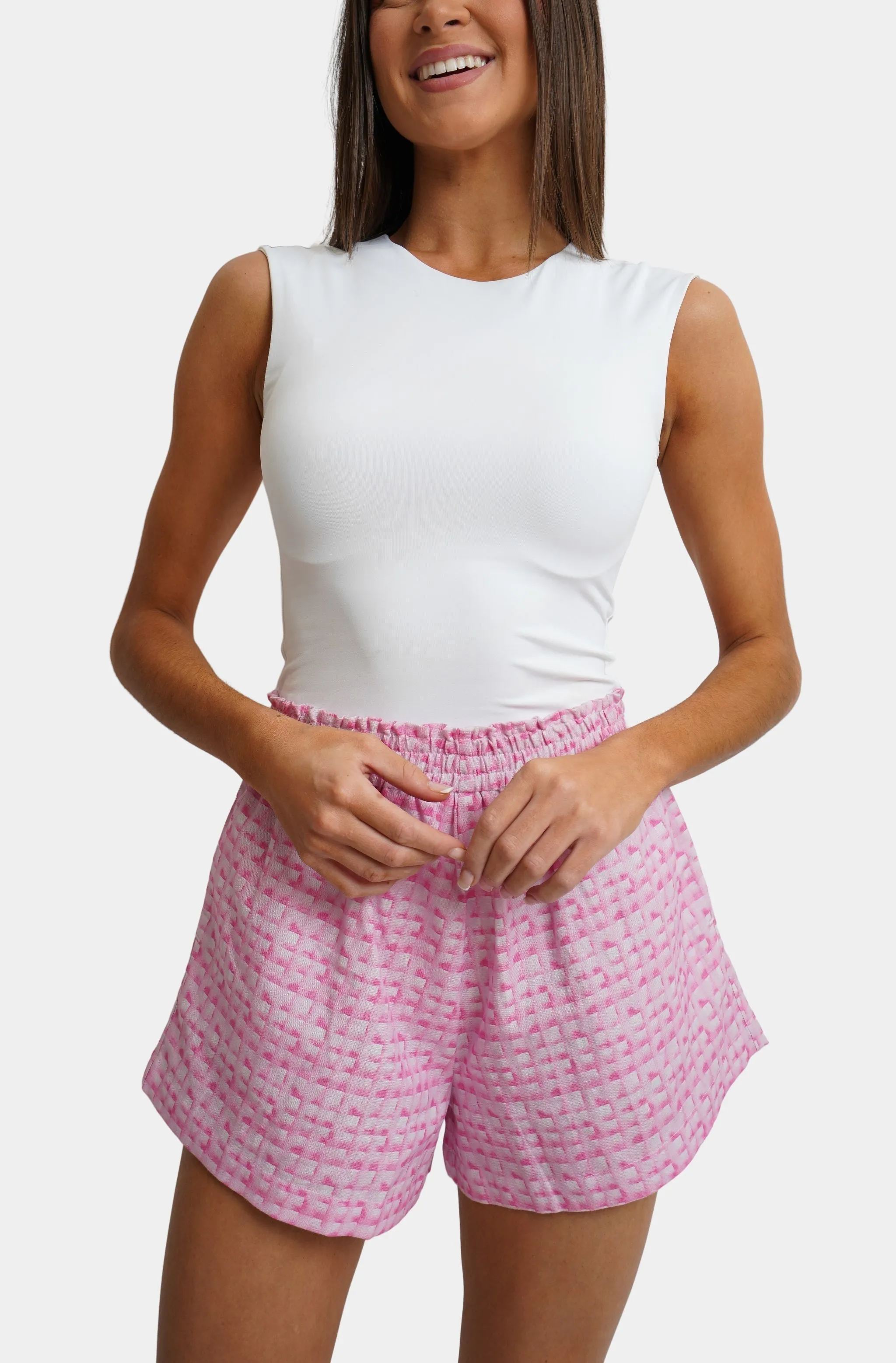 Hemline Exclusive Everyday Short