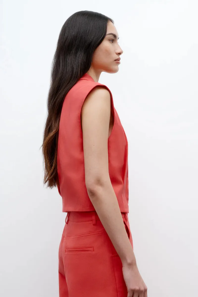 Katie Vest