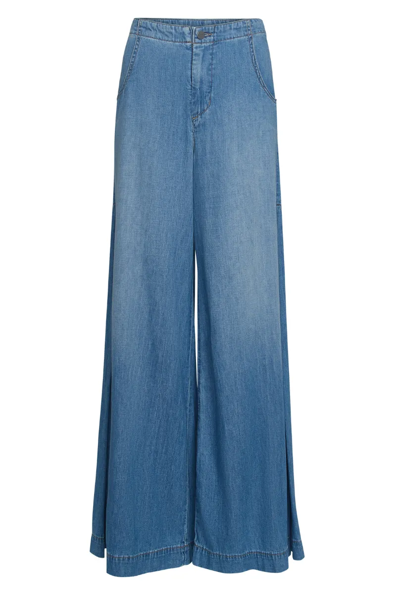 Lulu Jean