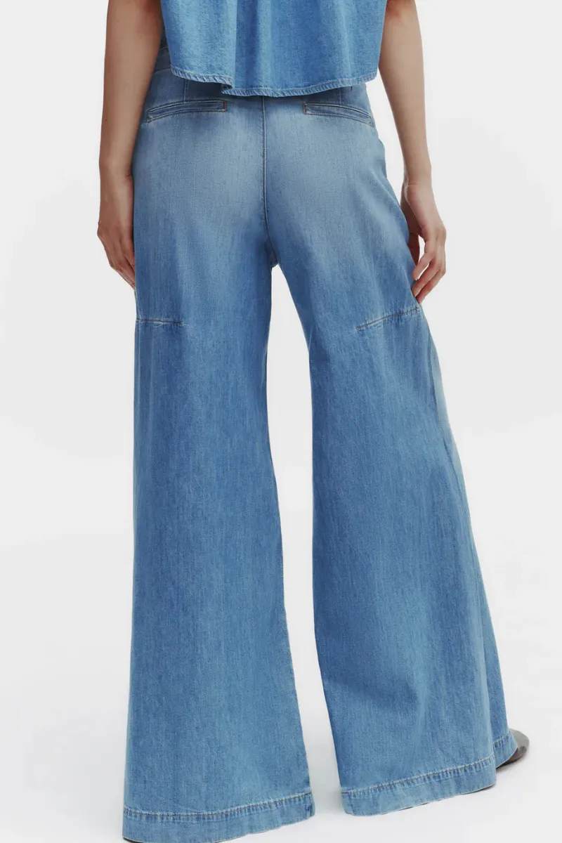 Lulu Jean