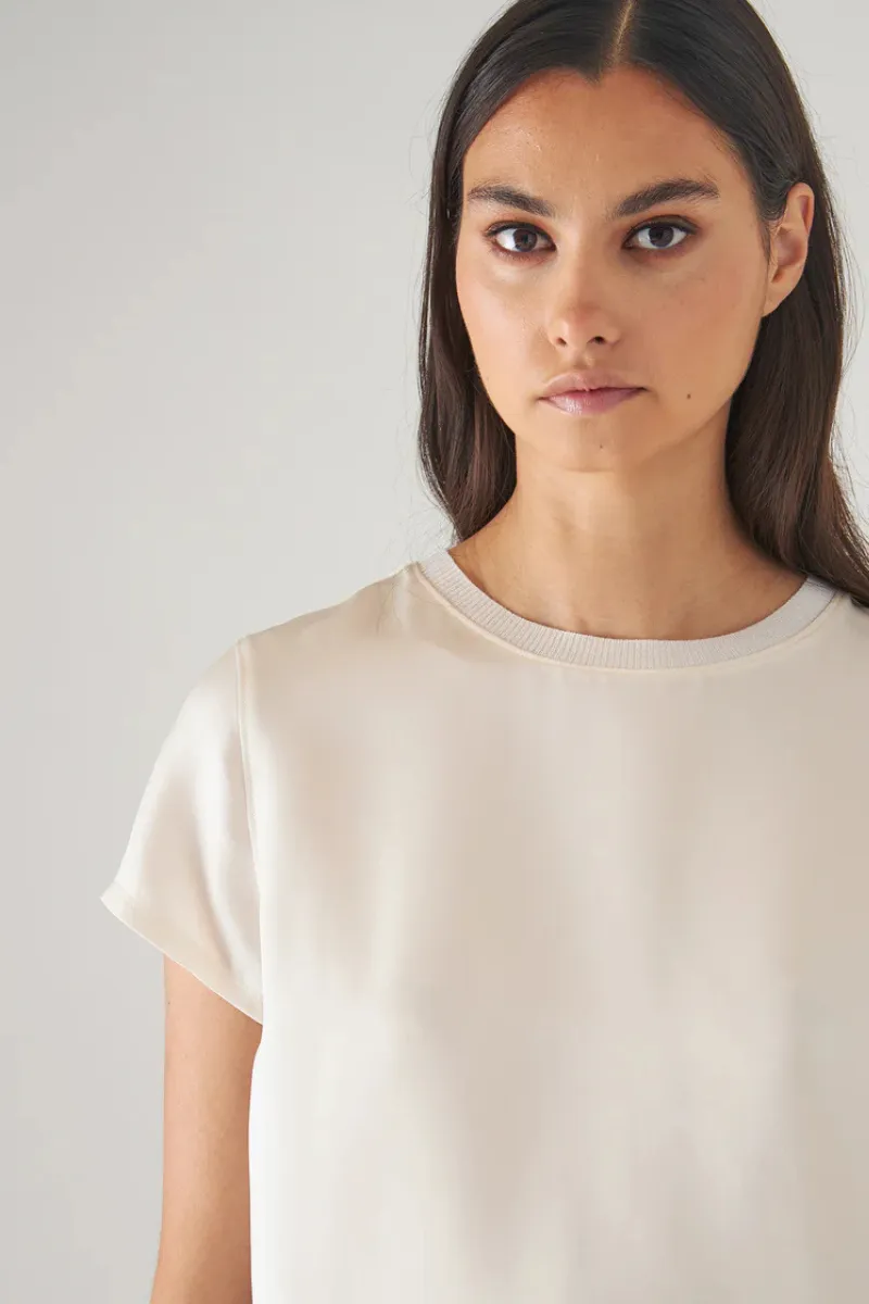Silk Short Sleeve Crewneck